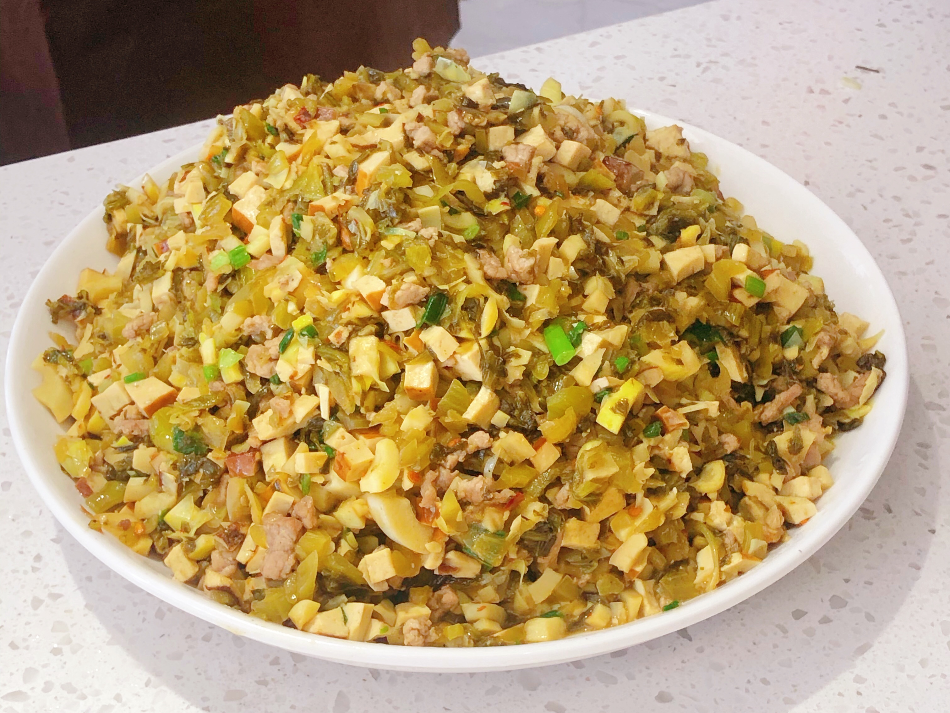 春困嗜睡胃口不佳？這道酸菜炒筍學(xué)起來(lái)！