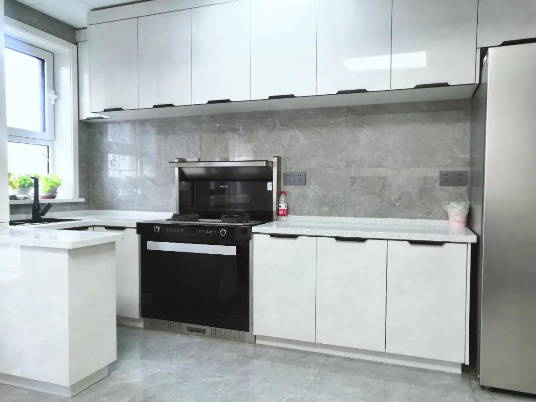 白色廚房不耐臟？佳歌集成灶讓你裝修更隨心！