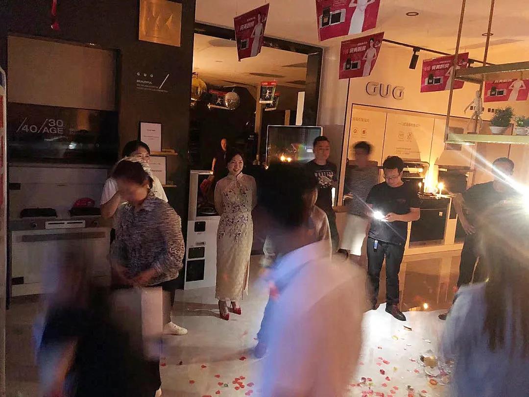 佳歌集成灶成都龍泉專賣店618嗨購夜圓滿收官！