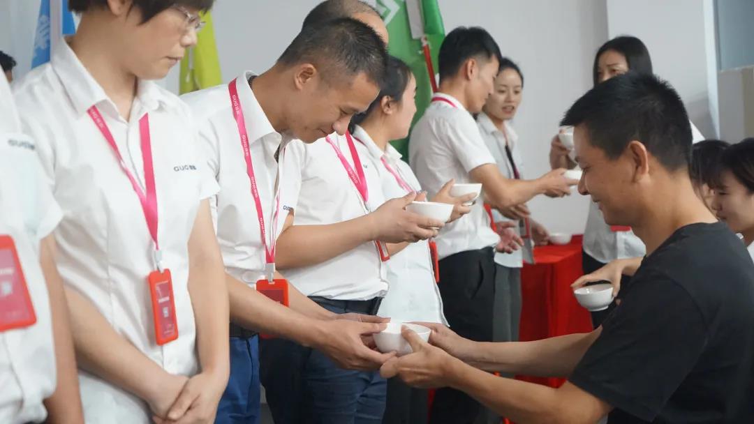 “星耀佳歌·一路佟行”808超級(jí)品牌日啟動(dòng)會(huì)暨818全國招商動(dòng)員大會(huì)圓滿成功！