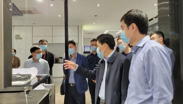 紹興市人大常委會黨組副書記邵全卯一行蒞臨佳歌參觀考察！