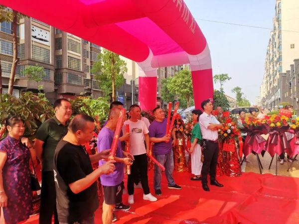 【喜報(bào)】熱烈祝賀佳歌集成灶湖南常寧旗艦店重磅升級(jí)，盛大開(kāi)業(yè)！