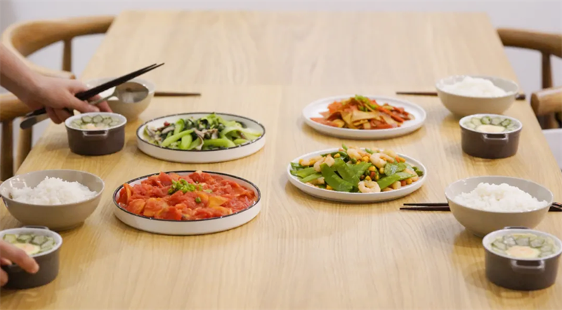 佳歌集成灶預(yù)?？忌鷤兤扉_(kāi)得勝，金榜題名！